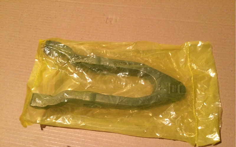 ВИЛКА ВЫКЛЮЧЕНИЯ СЦЕПЛЕНИЯ (б/у)